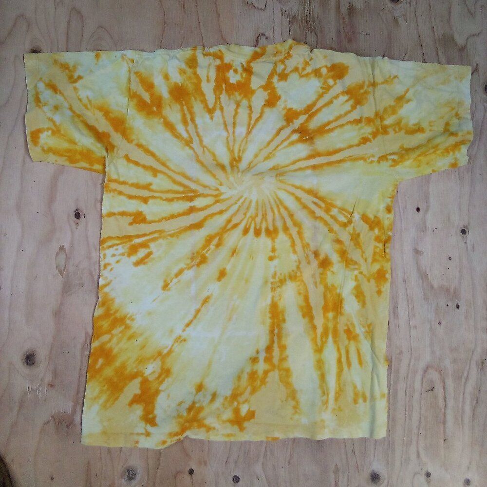 Vintage Planet Gear The Beatles Sgt. Peppers Lonely Hearts Tie Dye T-Shirt - Picture 9 of 9